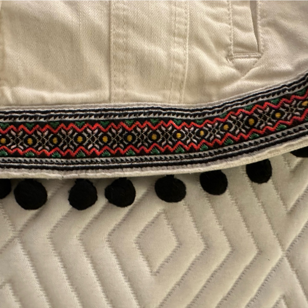 Pilcro and the Letterpress Cream Jean Jacket with Embroidered Hem - Picture 5 of 6